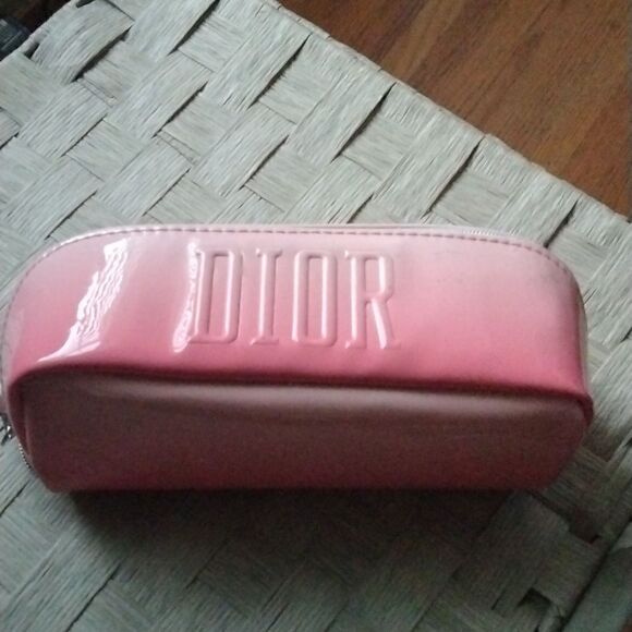 Dior   - Picture 1 of 7